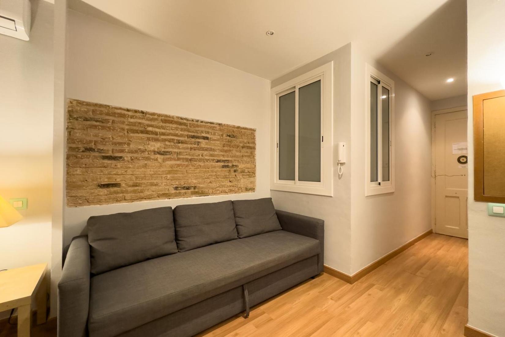 Aparteasy - Gracia Apartments บาร์เซโลนา ภายนอก รูปภาพ